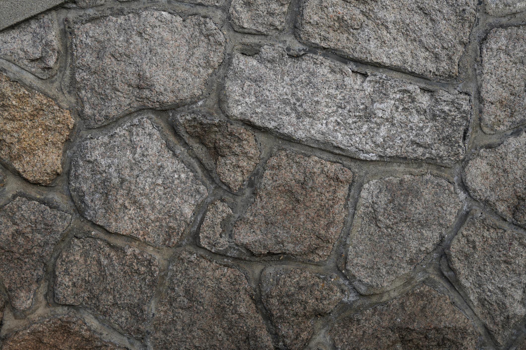 Stone effect textured paint